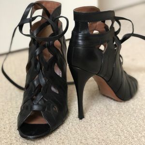 Alaia Black Lace-up Heels 38